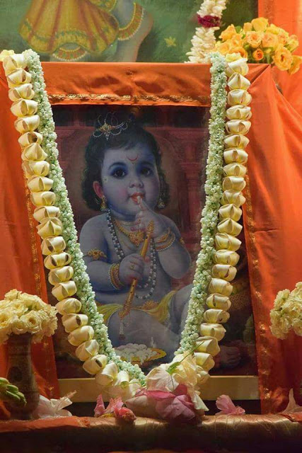 বেলুড়ের নাটমন্দিরের জন্মাষ্টমী র উৎসব - 