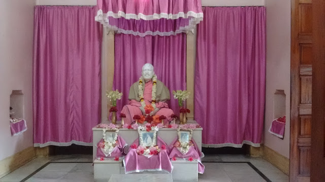 Sri Ramakrishna Sri Ramakrishna