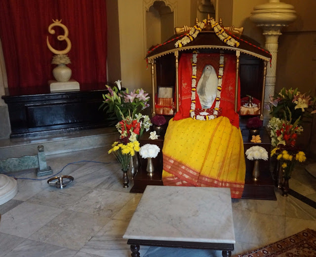 SRI SARADA DEVI